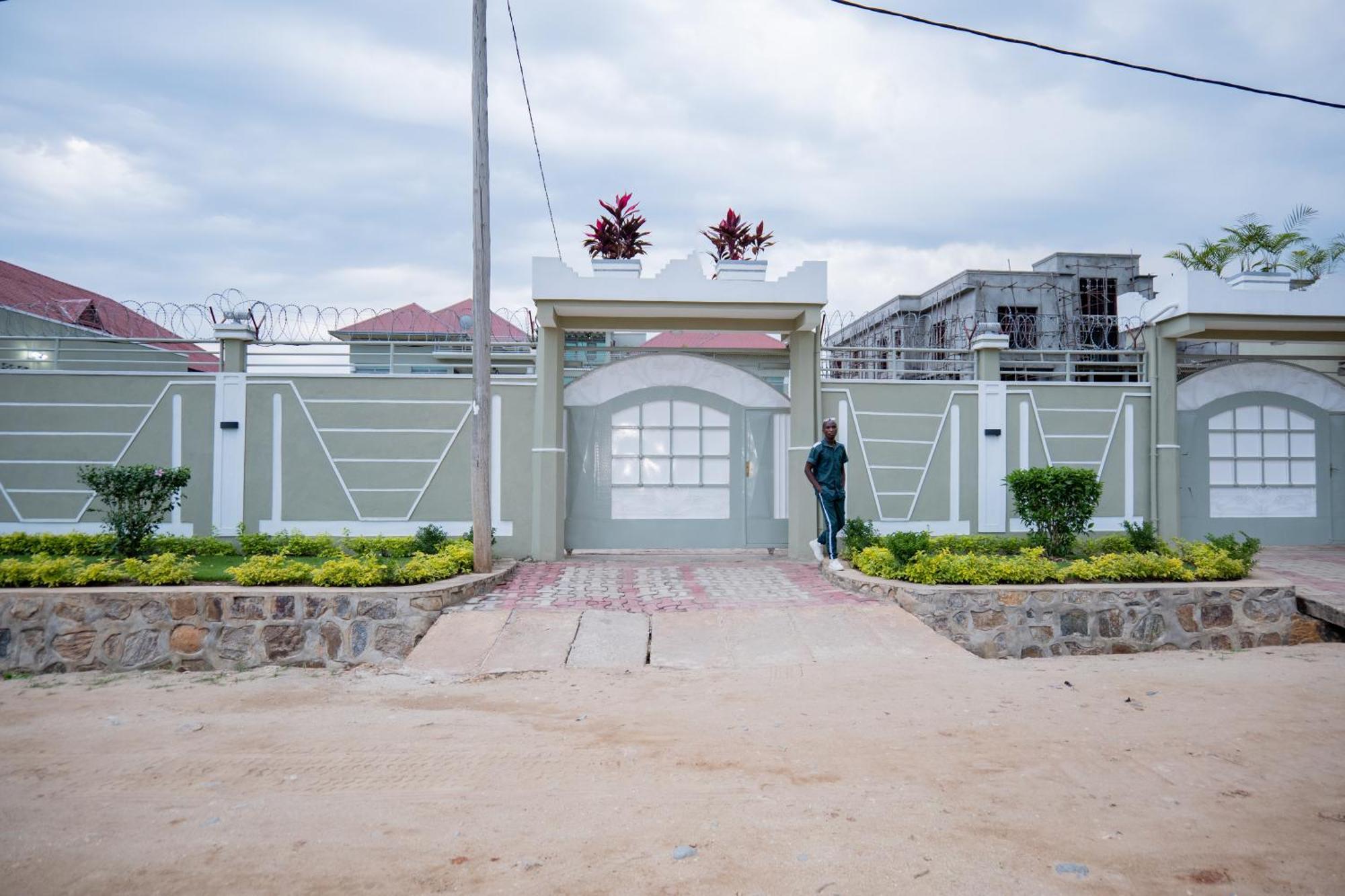 The City Block Apartment Bujumbura Exteriér fotografie